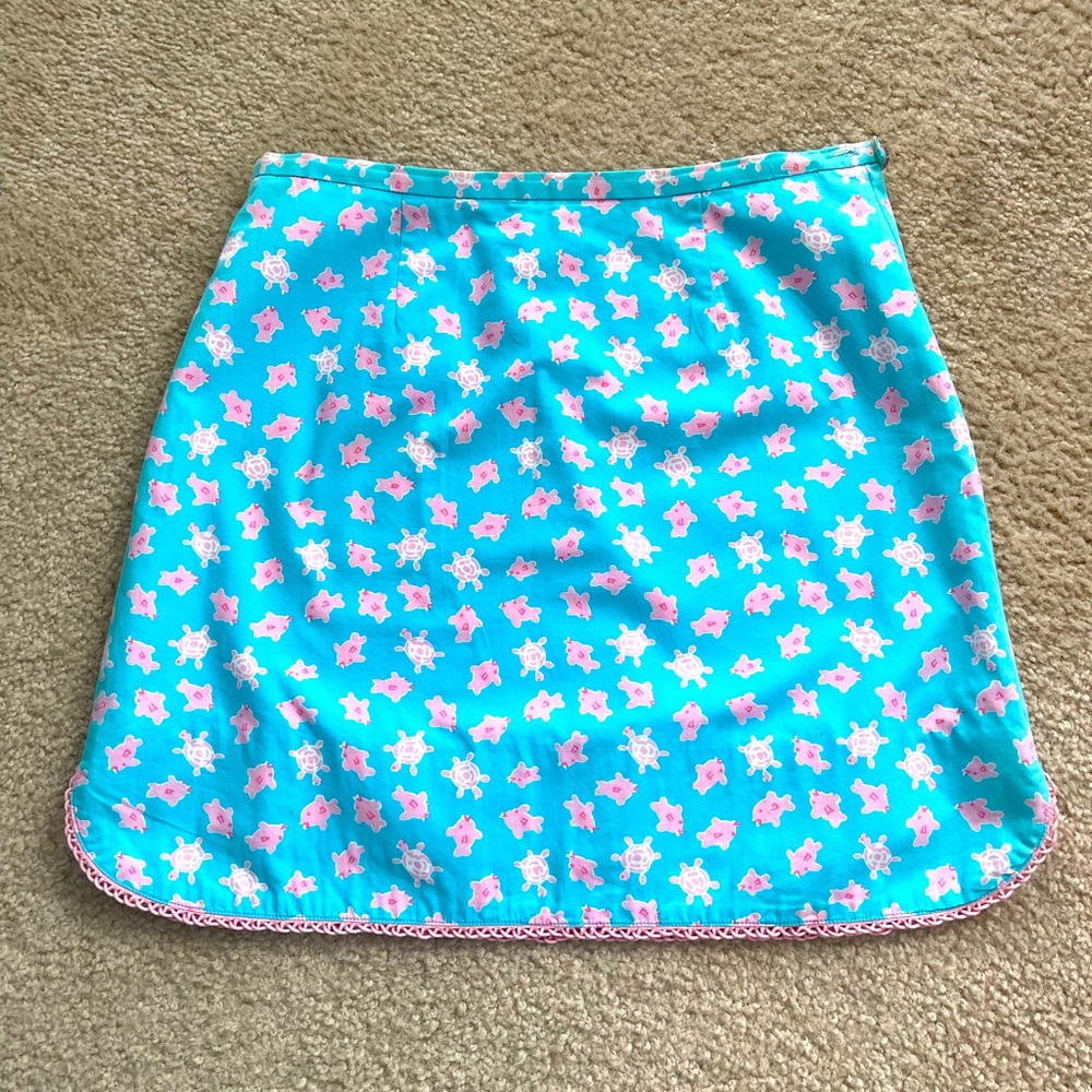 Lilly Pulitzer skirt, size 10, cute summer find!